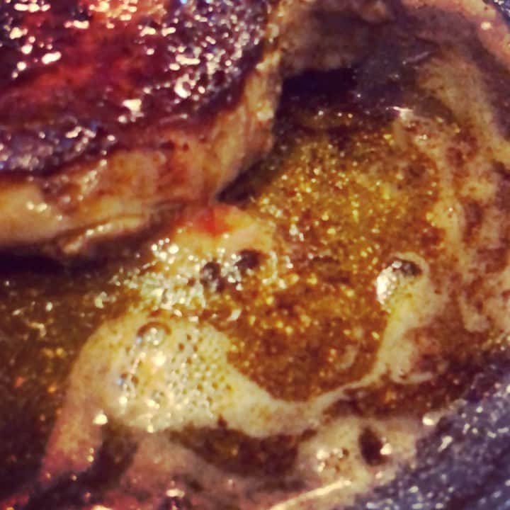 ケリスのインスタグラム：「Sizzlin AGED BONE IN RIB EYE from @dartagnanfoods」