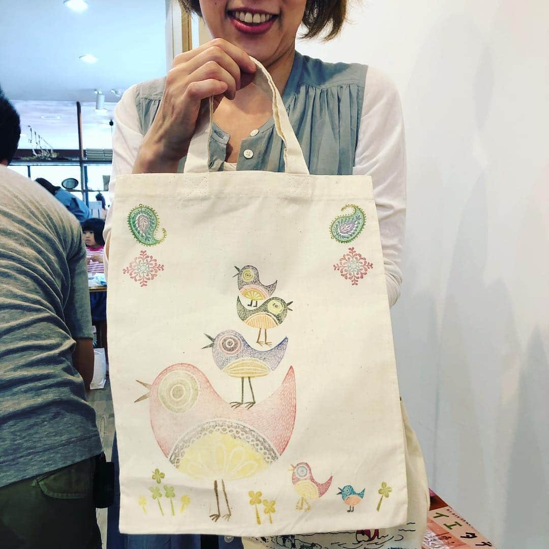 津久井智子さんのインスタグラム写真 - (津久井智子Instagram)「#津久井智子  #消しゴムはんこ  #キト暮ラスカ  #くらし市場 はんこ押し放題！ 皆さんの作品😄」6月23日 12時20分 - tomokotsukui