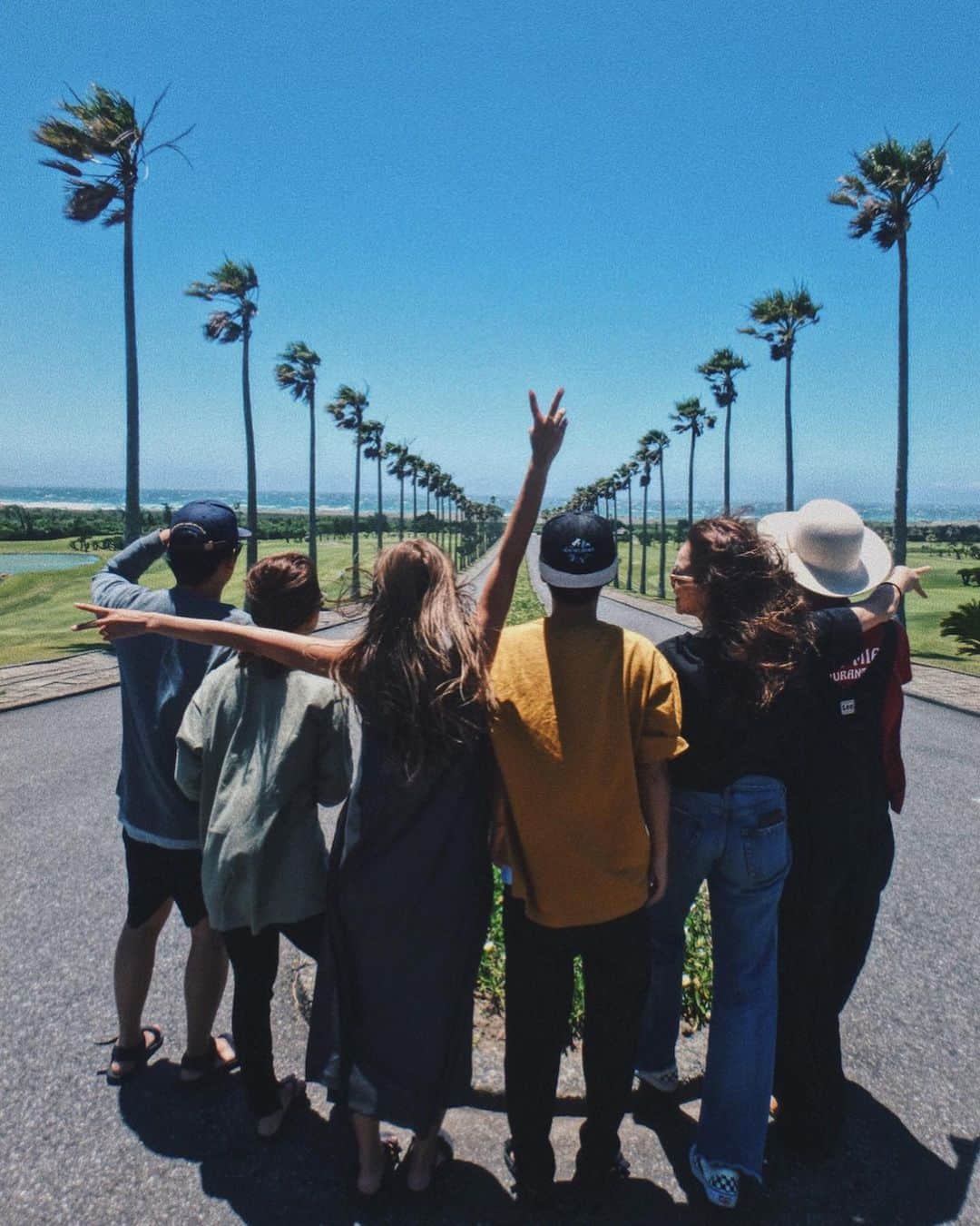 のインスタグラム：「いつものみんなで 毎年楽しいだいすき館山🌻🌻🌻」