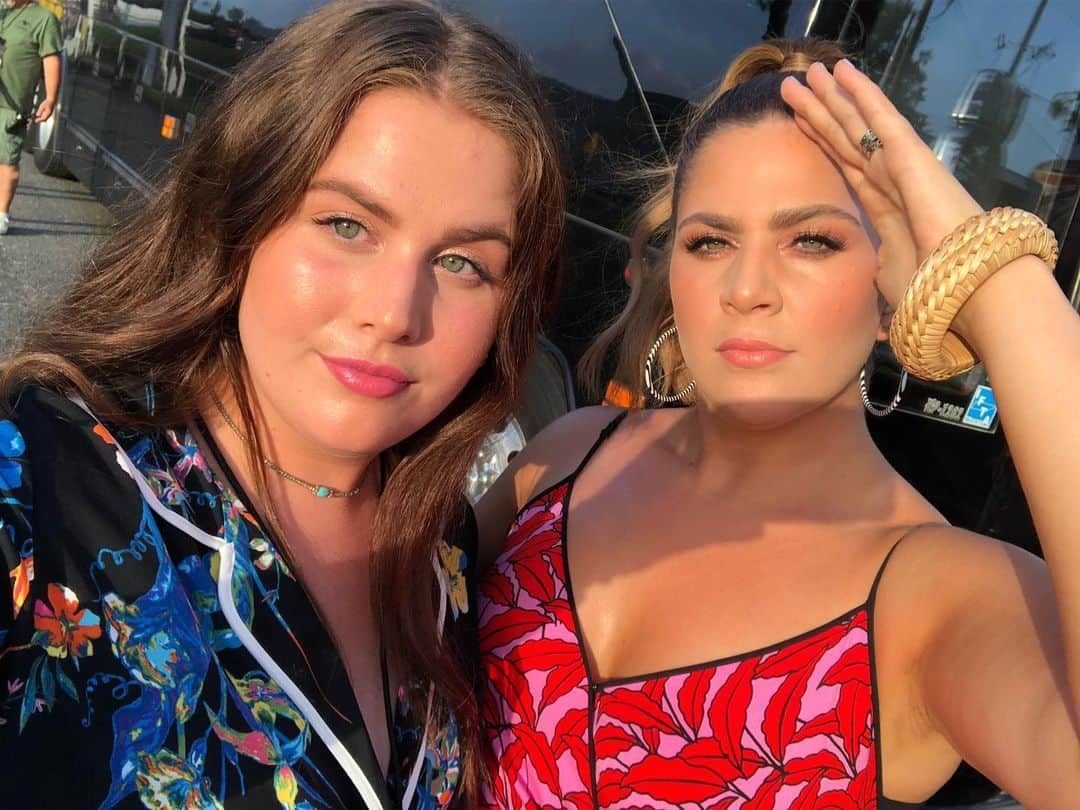 ヒラリー・スコットさんのインスタグラム写真 - (ヒラリー・スコットInstagram)「👯 @ryleejscott」6月23日 12時53分 - hillaryscottla