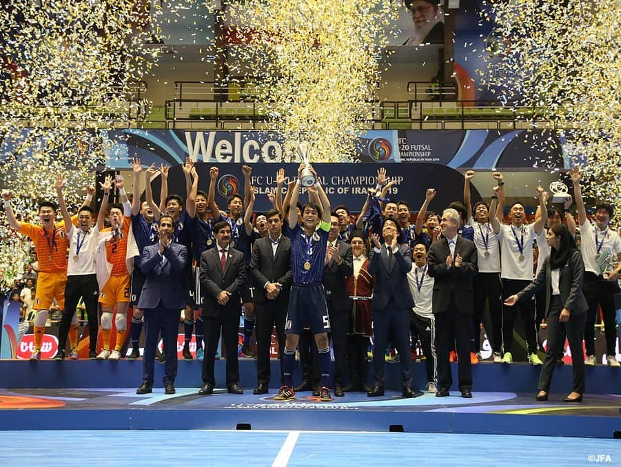 日本サッカー協会さんのインスタグラム写真 - (日本サッカー協会Instagram)「📸Match Photos ・ AFC U-20フットサル選手権イラン2019 悲願の初優勝!! ・ AFC U-20フットサル選手権は22日(土)に決勝戦を迎えました。大会初優勝を目指すU-20フットサル日本代表とU-20フットサルアフガニスタン代表の試合は、3-1で日本が勝利し、悲願の初優勝を成し遂げています。 ・ 🏆AFC U-20フットサル選手権イラン2019 決勝戦 🆚U-20フットサルアフガニスタン代表🇦🇫 #U20フットサル日本代表 🇯🇵3-1 🇦🇫 #U20アフガニスタン代表 ⚽️08分 #髙橋裕大 (ペスカドーラ町田アスピランチ) ⚽️15分 #大澤雅士 (ZOTT WASEDA FUTSAL CLUB) ⚽️33分 失点 ⚽️38分 #田淵広史 (名古屋オーシャンズサテライト) ・ 🏆フェアプレー賞：U-20フットサル日本代表 🏆大会MVP：#大澤雅士 選手(ZOTT WASEDA FUTSAL CLUB) ・ ✍ JFA.jpにてマッチレポートや監督・選手コメントを掲載中！ ・ #daihyo #jfa #AFCFutsal2019」6月23日 13時18分 - japanfootballassociation