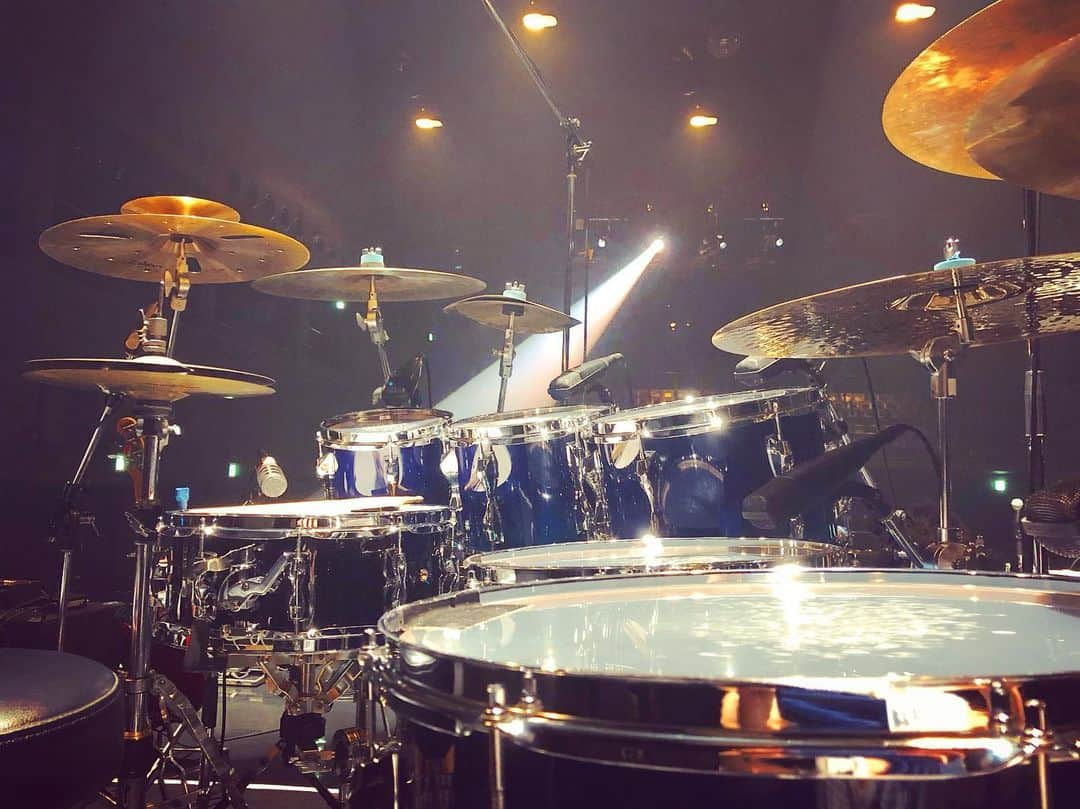 坂東慧さんのインスタグラム写真 - (坂東慧Instagram)「T-SQUARE “HORIZON” Tour Day3 at Zepp Nagoya!! #yamahadrums #zildjiancymbals #zildjiansticks #aspr #cympad #westone #tsquare #nagoya」6月23日 13時37分 - bandohsatoshi