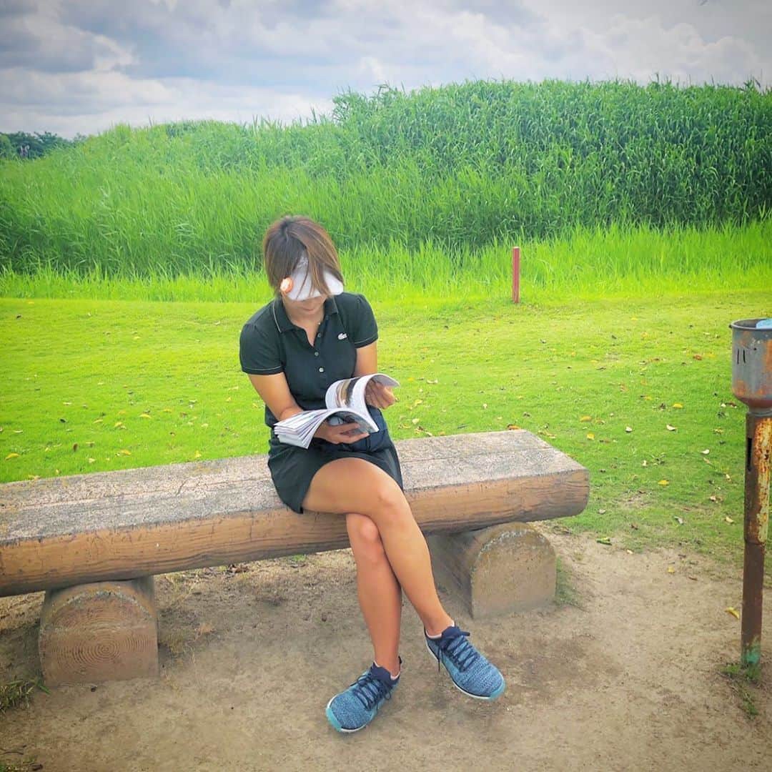 杉山美帆さんのインスタグラム写真 - (杉山美帆Instagram)「足首どーしたのかな。  #映えない#ゴルフ#golf#河川敷#adidas」6月23日 13時38分 - mih0_golf