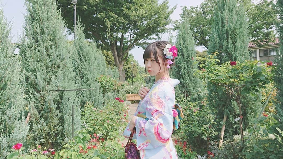 空野青空さんのインスタグラム写真 - (空野青空Instagram)「浴衣撮影で横浜の港の見える丘公園に行ってきたよ〜💫 横浜好きすぎる🥺💓 いつか住みたい場所ランキング第1位！！！！（あおにゃ調べ） . . . #浴衣 #花 #横浜 #港の見える丘公園 #編み込みアレンジ  #japaneseyukata #レンタル浴衣 #vasara #浴衣ポートレート #黒髪 #裸眼 #幸薄顔ちゃん #aonyan #あおにゃん #空野青空 #青猫」6月23日 13時52分 - ao__sky