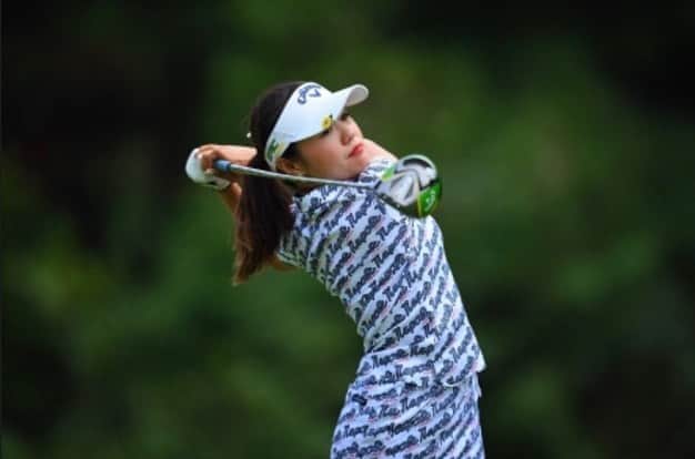 廣田真優のインスタグラム：「#ニチレイレディス レギュラーツアー2戦目予選は通過したものの 最終日家族みんなが初めて応援に来てくれて本当に嬉しかったのに 良いところ見せれず後半崩れていくメンタルの弱さが本当に悔しい。 足りない部分を一つ一つこなして 頑張ります。 応援ありがとうございました☺️ #kappagolf#nike#kappa#袖ヶ浦カントリークラブ新袖コース #レギュラーツアー#lpga#iomic#女子プロゴルファー#ゴル」