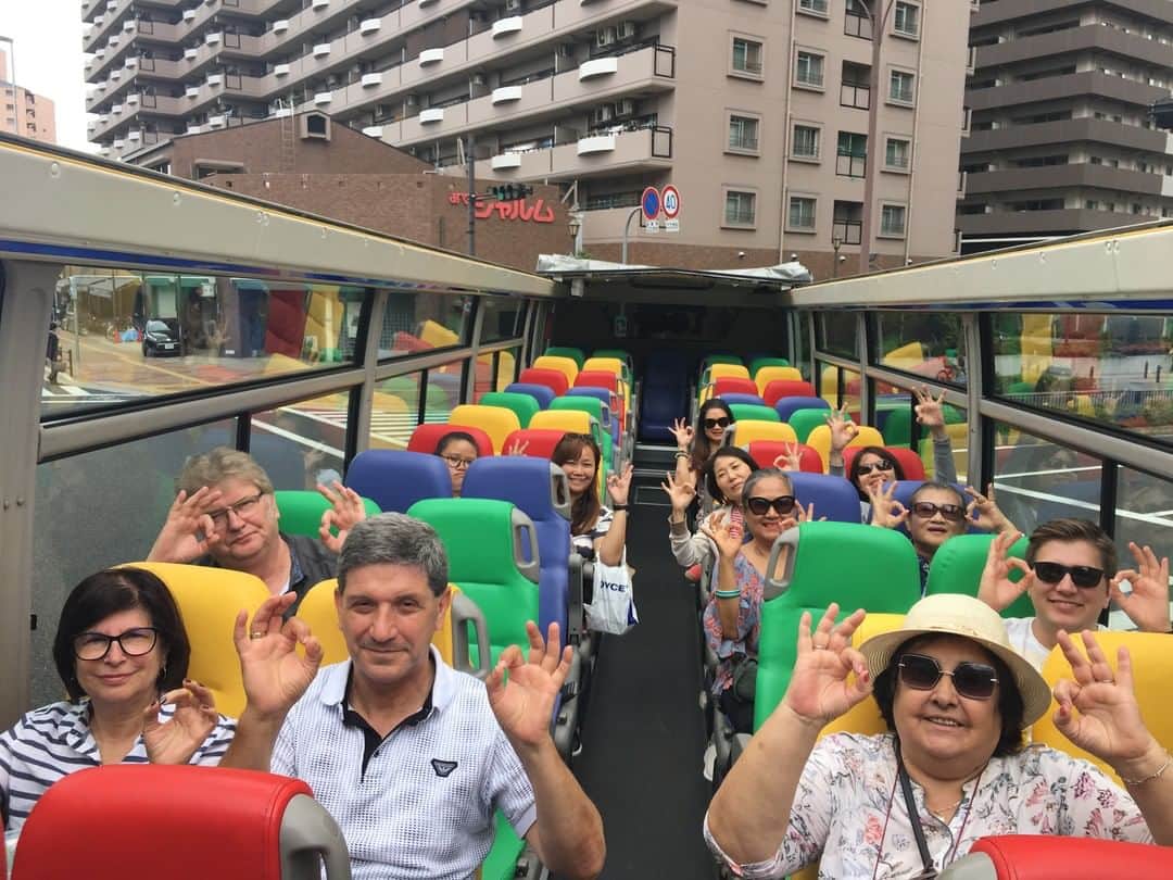 OSAKA WONDER LOOPのインスタグラム：「#Sightseeing in #Osaka on the #opentop #hoponhopoff #OsakaWonderLoopBus! See the city from the streets and get around to 14 popular areas in Osaka with English speaking guide on all buses! Join us on the bus! http://wonderloop.jp  #Japan #travel #loopbus #Kansai #OsakaCastle #OsakaStation #Dotonbori #Abeno #HotelNewOtaniOsaka #Shinsaibashi #OforOsaka」