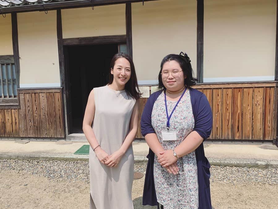 のインスタグラム：「舞鶴の地域おこしをされている 鈴木海峰（すずきみほ）さん😄 撮影の間、ずっと付き添ってくださり 色々な現地の手配や連絡等も、 大変、大変お世話になりました。 快く引き受けてくださり本当に感謝です🙏🏻✨✨ 地域新聞にも載せてくださるそう✨ #舞鶴」
