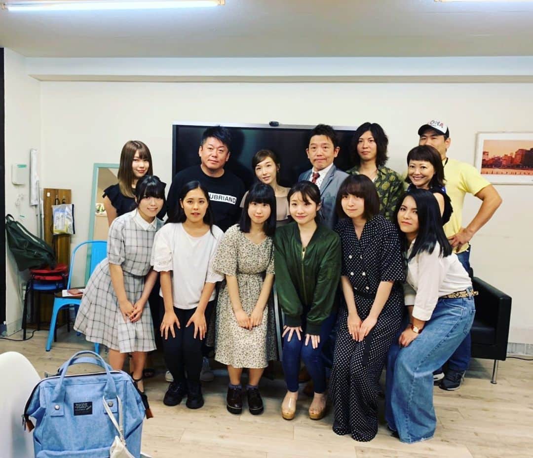 のインスタグラム：「今日は 加護亜依も選抜！ アイドルオーディションでした❣️ 合格した皆さまは これからデビューに向けて レッスン頑張って下さい💪  #アイドルオーディション #加護亜依も選抜❣️ @chika_yuuki  @shun_z2332  @tetujapan19730511  @takapon_jp  @ai.1988kg」