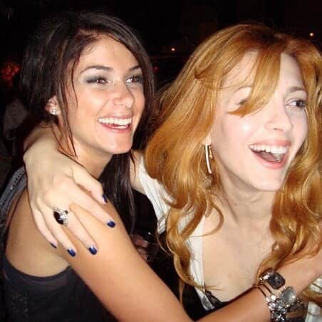 エレナ・サチンのインスタグラム：「Happy birthday my darling fierce warrior queen, love you so much, can’t believe this was 11 years ago! 🤯🥳」