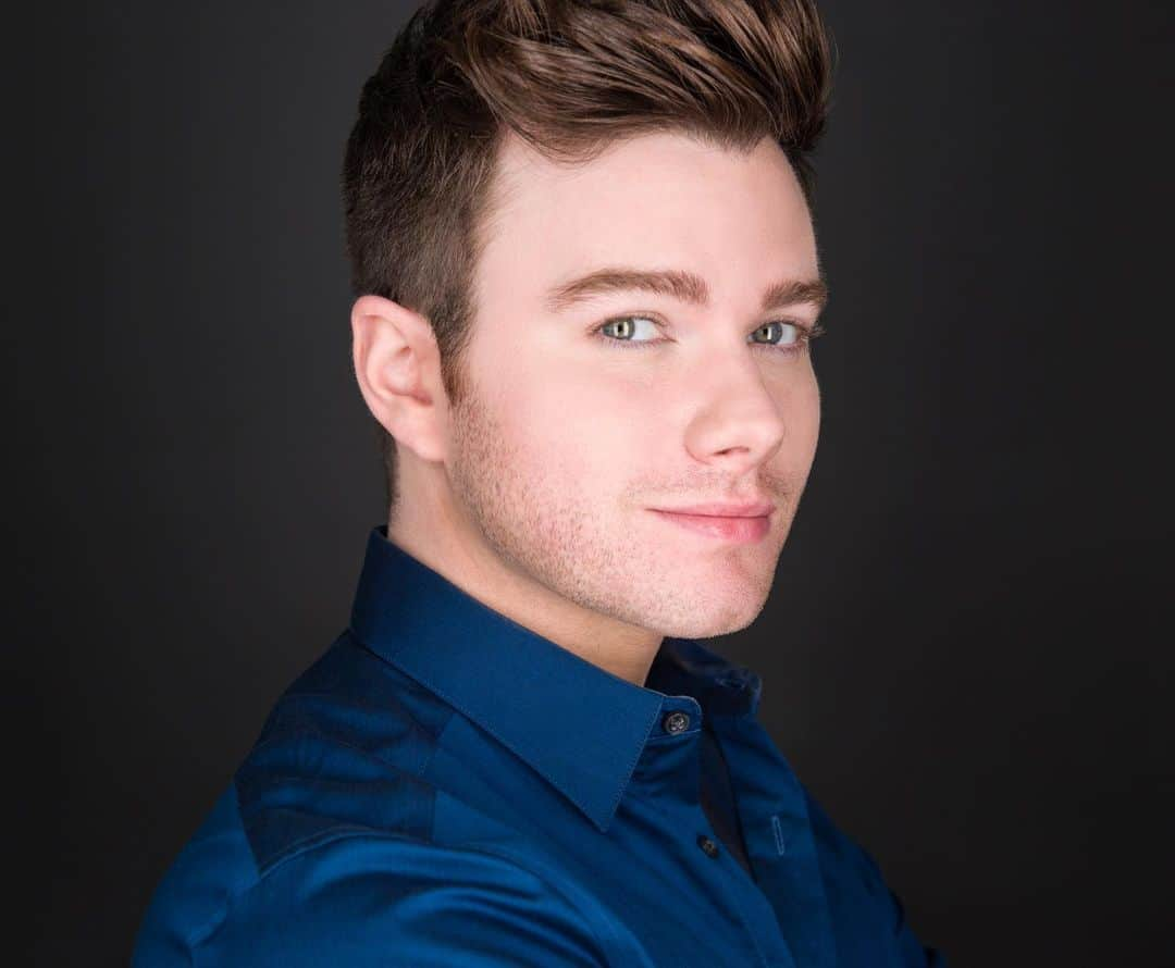 クリス・コルファーさんのインスタグラム写真 - (クリス・コルファーInstagram)「New author photo for #ATaleOfMagic ✨」6月24日 2時02分 - chriscolfer