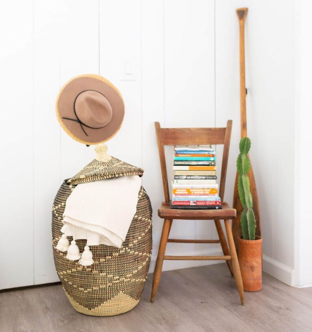 The Little Marketさんのインスタグラム写真 - (The Little MarketInstagram)「The cozy corner. Shop tasseled throws and bohemian baskets to give your home that perfect lived-in feel. Tap to shop.」6月24日 2時04分 - thelittlemarket