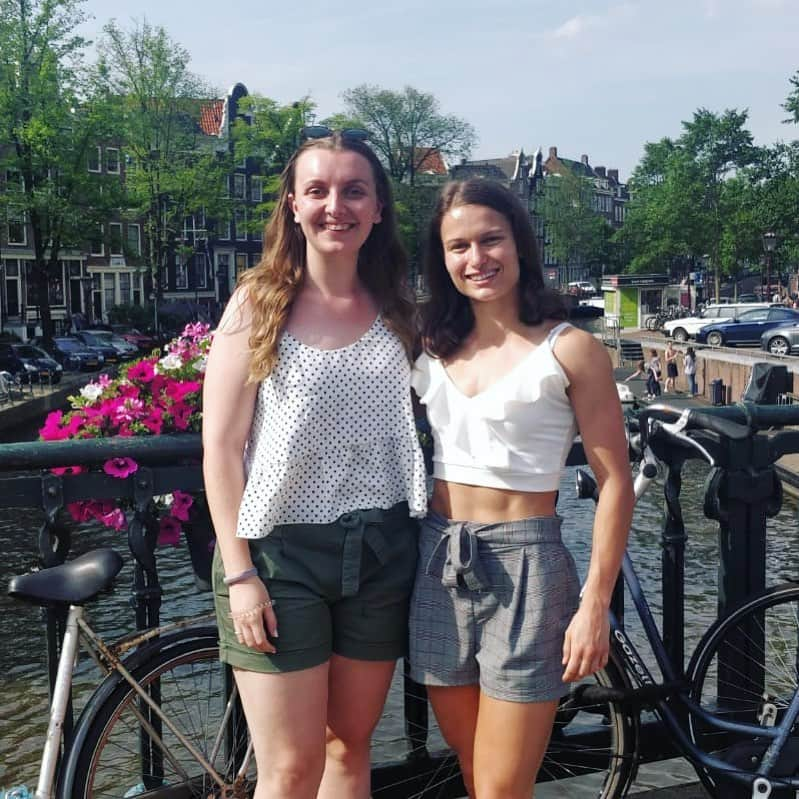 ゾーイ・クラークさんのインスタグラム写真 - (ゾーイ・クラークInstagram)「Lovely afternoon in Amsterdam with @hannahwhitco ❤️🇳🇱 #amsterdam #netherlands #sundayfunday」6月24日 2時54分 - zoey.f.clark