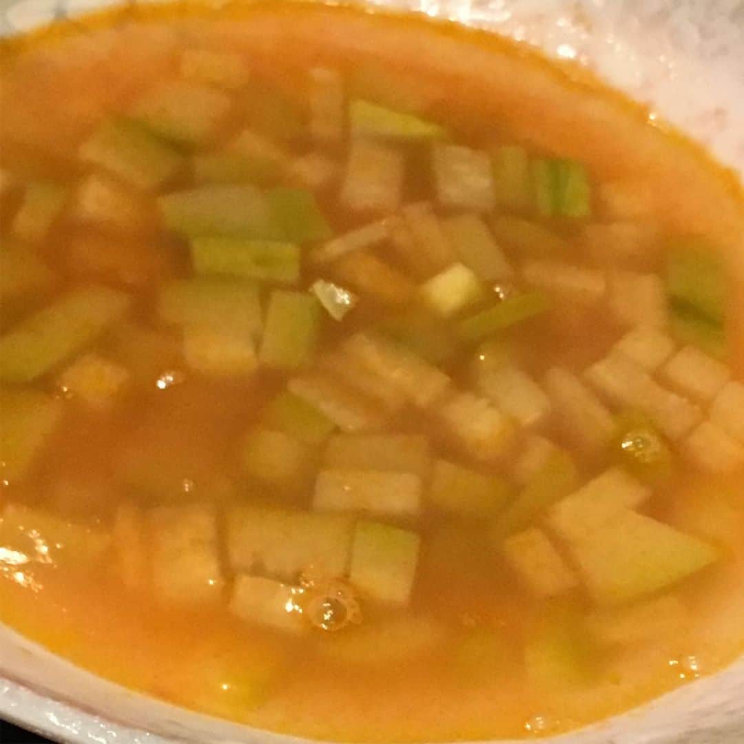 柳家さん生さんのインスタグラム写真 - (柳家さん生Instagram)「6/23晩ご飯だぁ〜 野菜たっぷりトマトパスタ 摘果スイカのトマトケチャップスープ #さん生 #摘果スイカ #トマトケチャップ #野菜たっぷり」6月23日 19時38分 - waraiguma1957