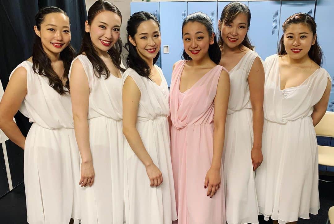 林渚のインスタグラム：「新潟公演ありがとうございました😊✨昨年、新潟からスタートしたサンクスツアーですが、メンバーみんなで、昨年の初回公演の懐かしい思い出話で盛り上がりました😂真央ちゃんはもちろん、素敵な仲間がいたからここまで続けてこれたと思います！みんなに感謝です。 次は、滋賀公演ですが、滋賀には行ったことがないので、とても楽しみです！  #浅田真央サンクスツアー #新潟 公演 #maotour #アイスショー #フィギュアスケート」
