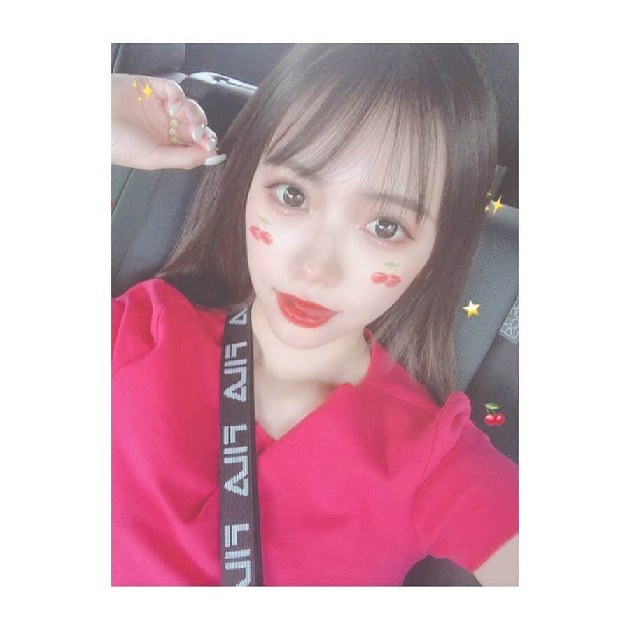 前川琳菜（りなち）さんのインスタグラム写真 - (前川琳菜（りなち）Instagram)「✩‧₊˚ . . へいっ🍒⭐️✨ . . #tagsforlikes #instadaily #instalike #instalove #instafollow #japangirl #instagood #instapic #me #selfie #followme #model #smile #팔로우 #소통 #셀카 #셀카그램 #셀카놀이 #셀카타임 #셀피 #셀스타그램 #훈스타그램 #팔로미 #얼스타그램 #모델 #セルカ #自撮り女子 #フリーモデル #フリーランス」6月23日 20時41分 - rina__maekawa