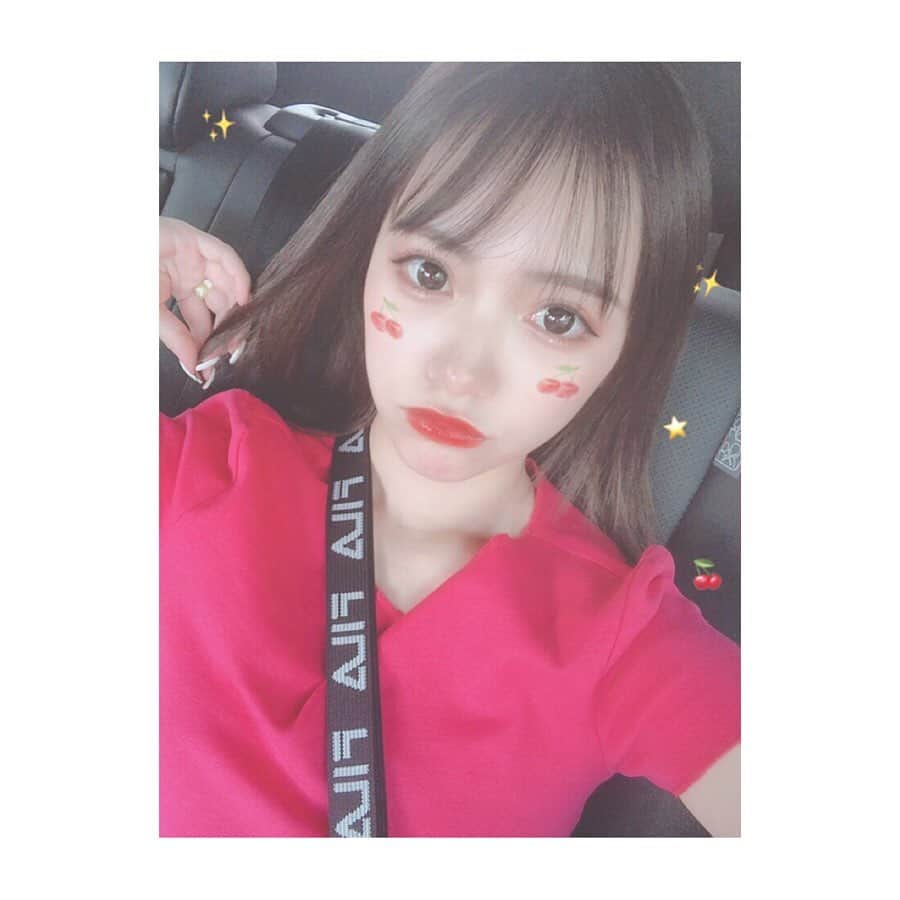 のインスタグラム：「✩‧₊˚ . . へいっ🍒⭐️✨ . . #tagsforlikes #instadaily #instalike #instalove #instafollow #japangirl #instagood #instapic #me #selfie #followme #model #smile #팔로우 #소통 #셀카 #셀카그램 #셀카놀이 #셀카타임 #셀피 #셀스타그램 #훈스타그램 #팔로미 #얼스타그램 #모델 #セルカ #自撮り女子 #フリーモデル #フリーランス」