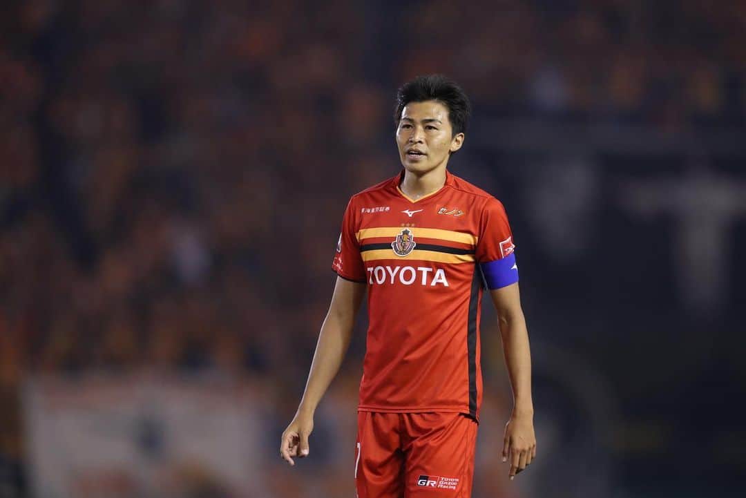 丸山祐市のインスタグラム：「vs清水エスパルス 昨日もたくさんの応援ありがとうございました。 5戦勝ちなし。結果が全て。ブーイングされるのは当たり前。 思い通りにいかない時こそ、チームの真価が問われると思います。みんなで前向きにやっていこう。 これからも後押しよろしくお願いします。  #nagoyagrampus #grampus #名古屋グランパス #丸山祐市#17#継続#準備#感謝#笑顔#ファミリー#elpibe」