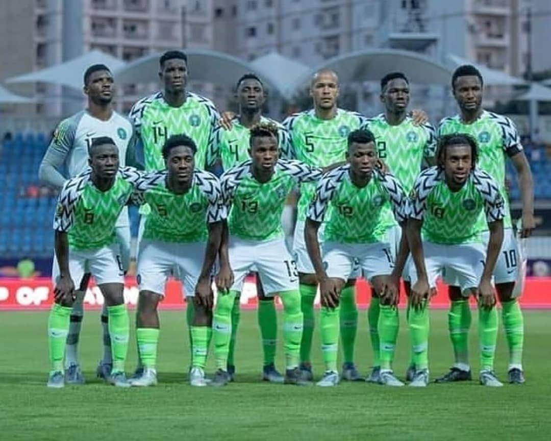 レオン・バログンさんのインスタグラム写真 - (レオン・バログンInstagram)「Well done lads. Nothing worth having comes easy - we march on, one step at a time 🙌🏽🦅🇳🇬」6月23日 21時38分 - leonbalogun