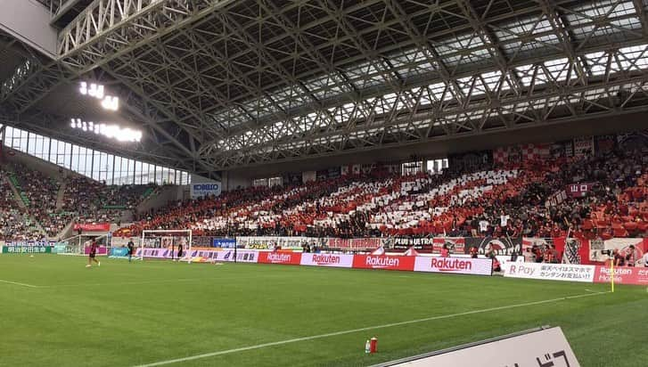 ルーカス・ポドルスキさんのインスタグラム写真 - (ルーカス・ポドルスキInstagram)「Thank you KOBE, thank you fans! I’m speechless about this gesture! Can’t wait to be back in Japan and on the pitch 👊🏻💥🇯🇵 Love you, your Poldi  #support #lp10 #surprise ❤️💯 @visselkobe」6月23日 21時45分 - lukaspodolski