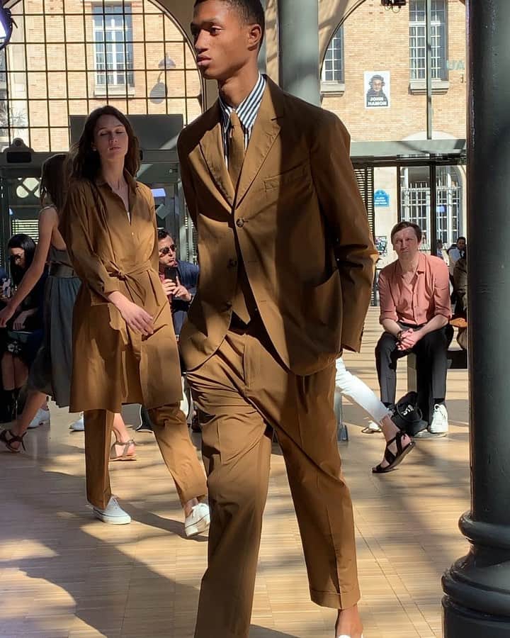 スコット・シューマンのインスタグラム：「Bravo Pierre! Another stellar collection for @officinegenerale」