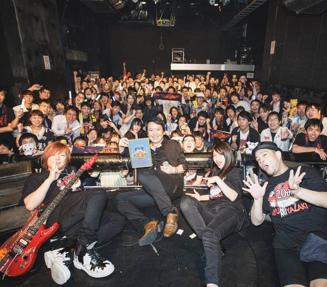 のインスタグラム：「昨夜は宮崎歩さん20th anniversary live！ 素晴らしい楽曲達をあたたかい空間で とても楽しく演奏させて頂きました♪ ありがとうございました！」