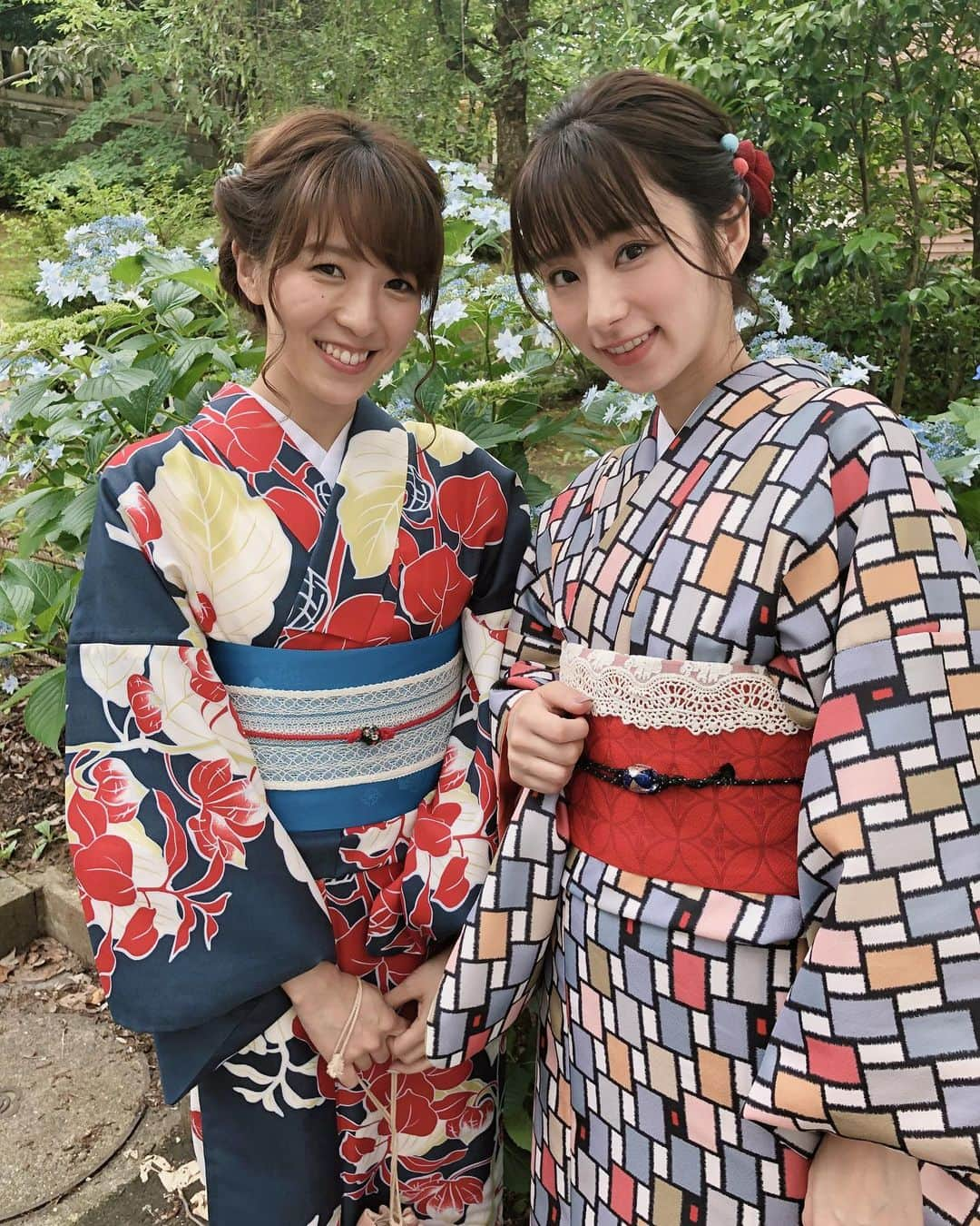 林弓束さんのインスタグラム写真 - (林弓束Instagram)「ちゃんころぴーとはじめて2人旅行で金沢にきました✨✨ お着物を着てひがし茶屋町を歩いたよ💗 また写真いっぱいあげちゃいます😝✨ お着物は #はれまロマン さんでお借りしました😊 とっても可愛いお着物たくさんあったよー❤️❤️ #金沢旅行 #石川旅行 #女子旅 #女子旅行 #女ふたり旅 #着物 #茶屋街 #おんなふたり旅 #ちゃんゆづ旅行記」6月23日 22時36分 - hayashiyuzuka