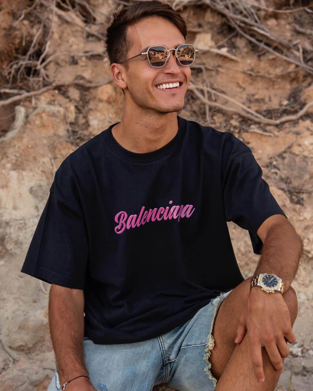 デニス・スアレス・フェルナンデスのインスタグラム：「@beoptik 🕶」