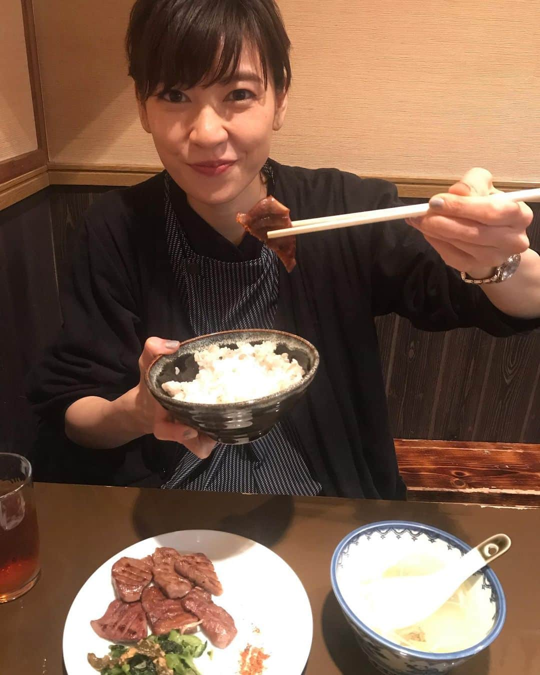 住岡梨奈のインスタグラム：「牛たん！﻿ 食べました☺️🥺﻿ 食後にターキンさんから頂いた﻿ 福島のさくらんぼを食べています🍒﻿ 恵の嵐。﻿ ﻿ 美味しいをたくさん。﻿ みんなも美味しいもの食べたかな？ ﻿ 明日は、ラジオ生出演があります。﻿ ﻿ Date fm 「RAD ~Radio All Day~」15時台﻿ おなじく、﻿ Date fm「SOUND GENIC」18時台﻿ ﻿ です！📻お聴き逃しなく😊  三井さん、ありがとうございます☺️」