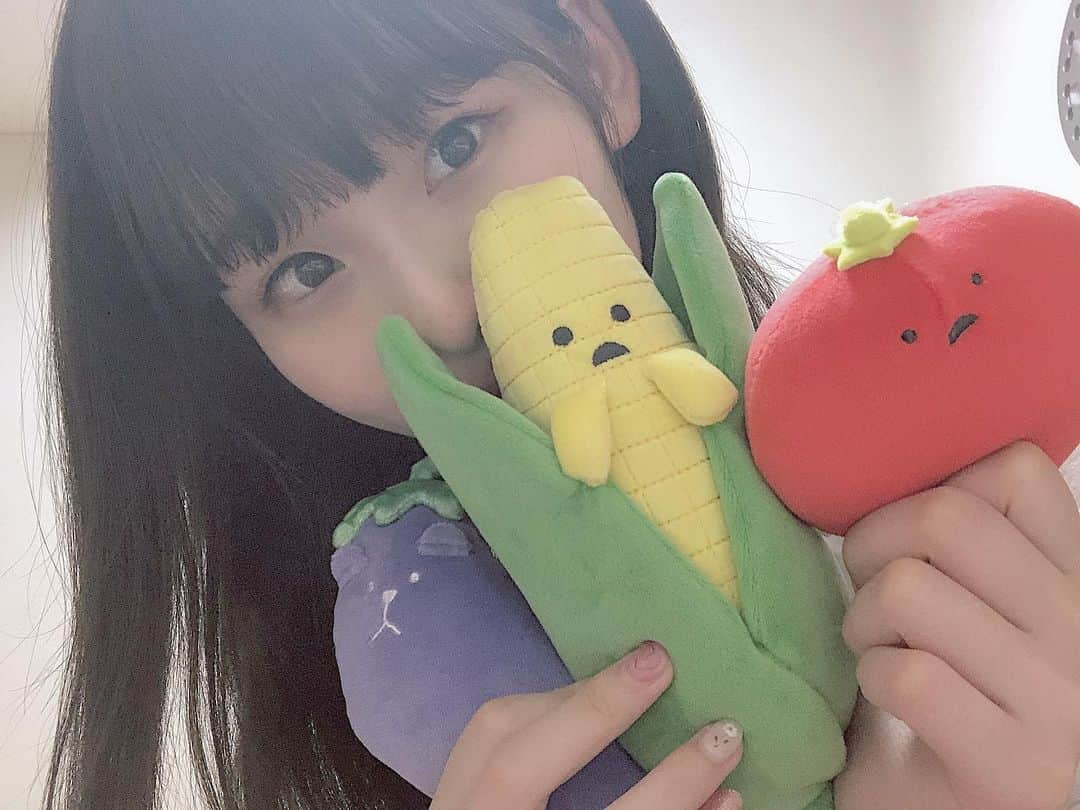 浅井七海さんのインスタグラム写真 - (浅井七海Instagram)「*.﻿ ﻿ ﻿ おやすみ野菜🍆🍅🌽！！﻿ ﻿ ﻿ ﻿」6月23日 22時50分 - naamin48_