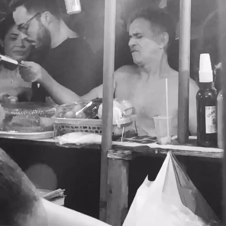 Alice Wegmannのインスタグラム：「quando a gente se enxerga no outro 🖤 @lalasampaio obrigada por esse vídeo que é MINHA BIOGRAFIA TODINHA gente isso aí sou eu prazer obrigada @alceuvalenca por tudo」