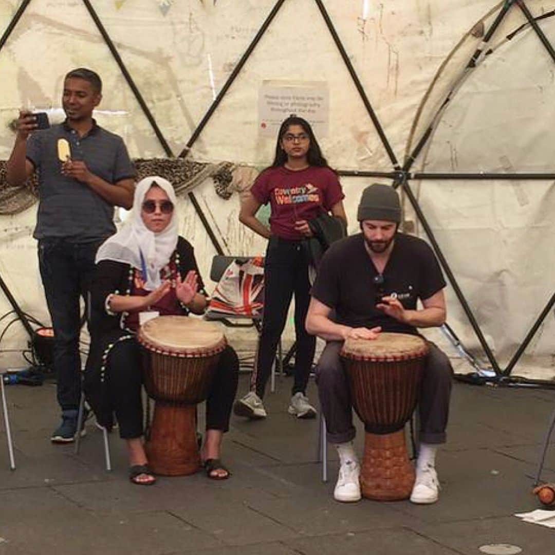 ジム・スタージェスさんのインスタグラム写真 - (ジム・スタージェスInstagram)「Drum Sessions with @goodchancetheatre... #communitytheatre #helprefugees #coventry」6月23日 23時21分 - officialjimsturgess