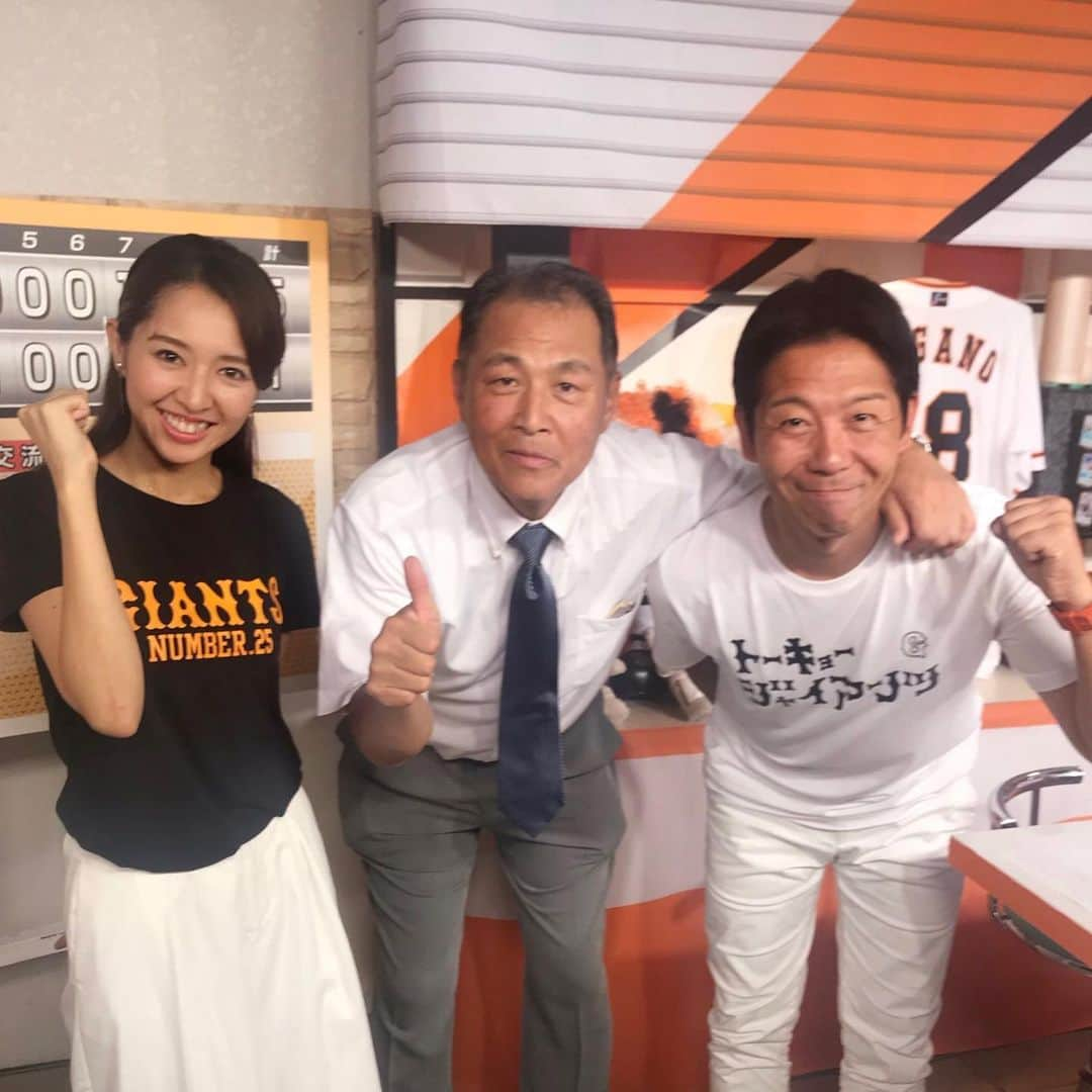 阿部智帆さんのインスタグラム写真 - (阿部智帆Instagram)「🌟 ‪今日は悔しかったですが‬ ‪GIANTS セ・リーグ首位です😆🎉✨‬ . . ‪ソフトバンクとの日本シリーズでの‬ ‪再戦を楽しみに‬ ‪残りのシーズンを駆け抜けましょう！‬ . . この‪交流戦 すばらしい闘いを見せてくれた選手達に感謝ですね☺️‬ . ‪優勝争いの緊張感、最高でした🧡‬ . この悔しさをパワーに変えて 必ず、 ペナントレースを制しましょう😆✊ . #giants #セパ交流戦 #健闘 #選手のみなさん #ファンのみなさん #お疲れさまでした☺️#🧡」6月23日 23時25分 - chiho_abe829