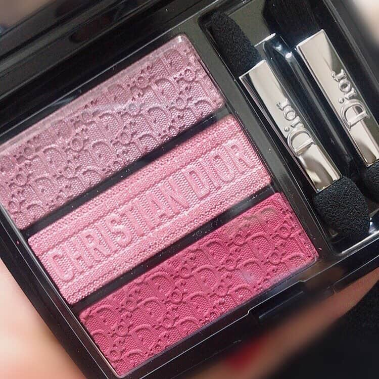 宮村ななこさんのインスタグラム写真 - (宮村ななこInstagram)「Diorのアイシャドウ💓#dior #makeup #pink #pinkmakeup #eyeshadow #eyemakeup #eye #asianmakeup」6月23日 23時52分 - miyamuchan_001