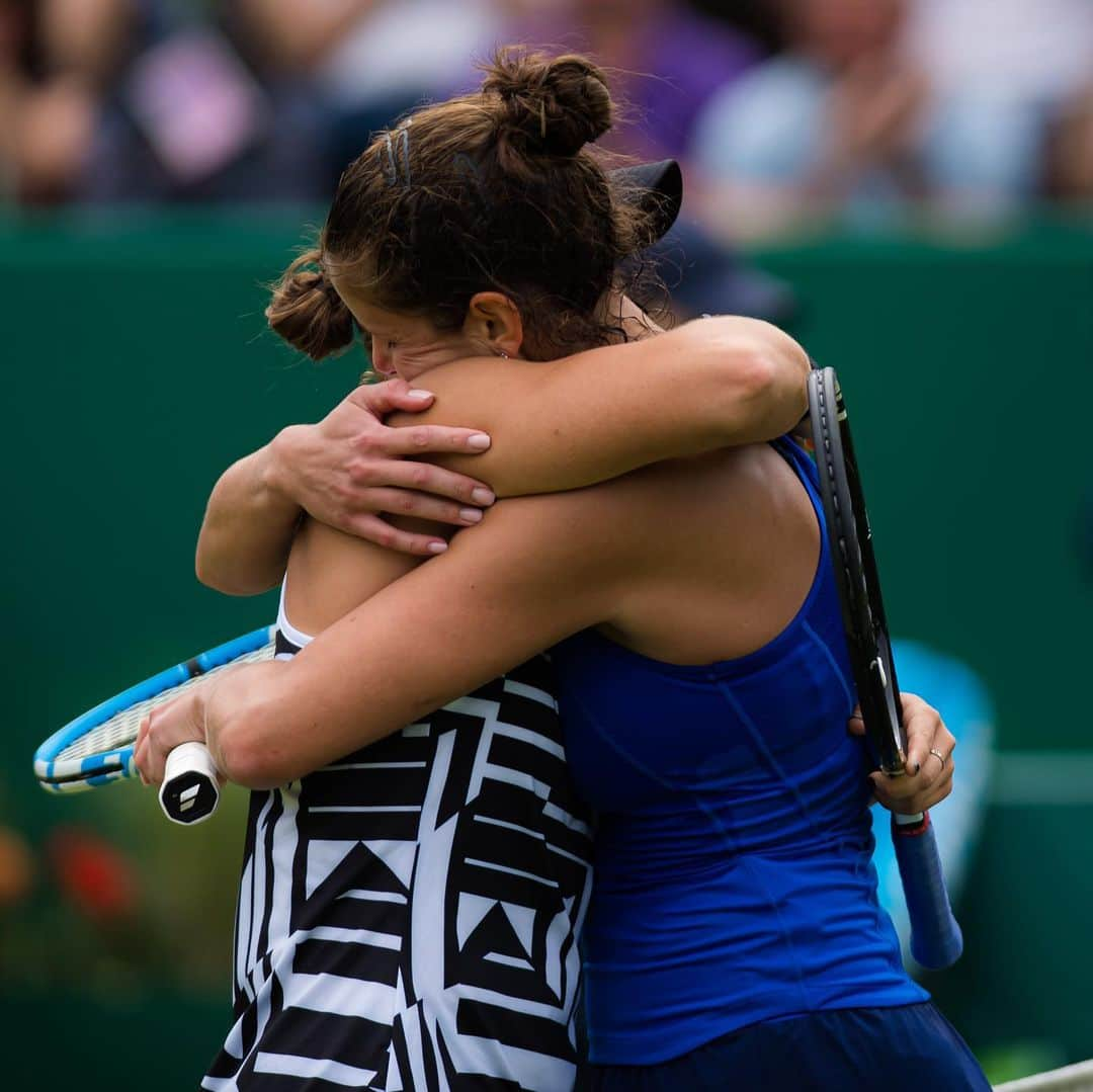 WTA（女子テニス協会）さんのインスタグラム写真 - (WTA（女子テニス協会）Instagram)「Congrats @ashbar96! 👏🙌🏆🤩☝️ #ItTakesWTA」6月23日 23時58分 - wta