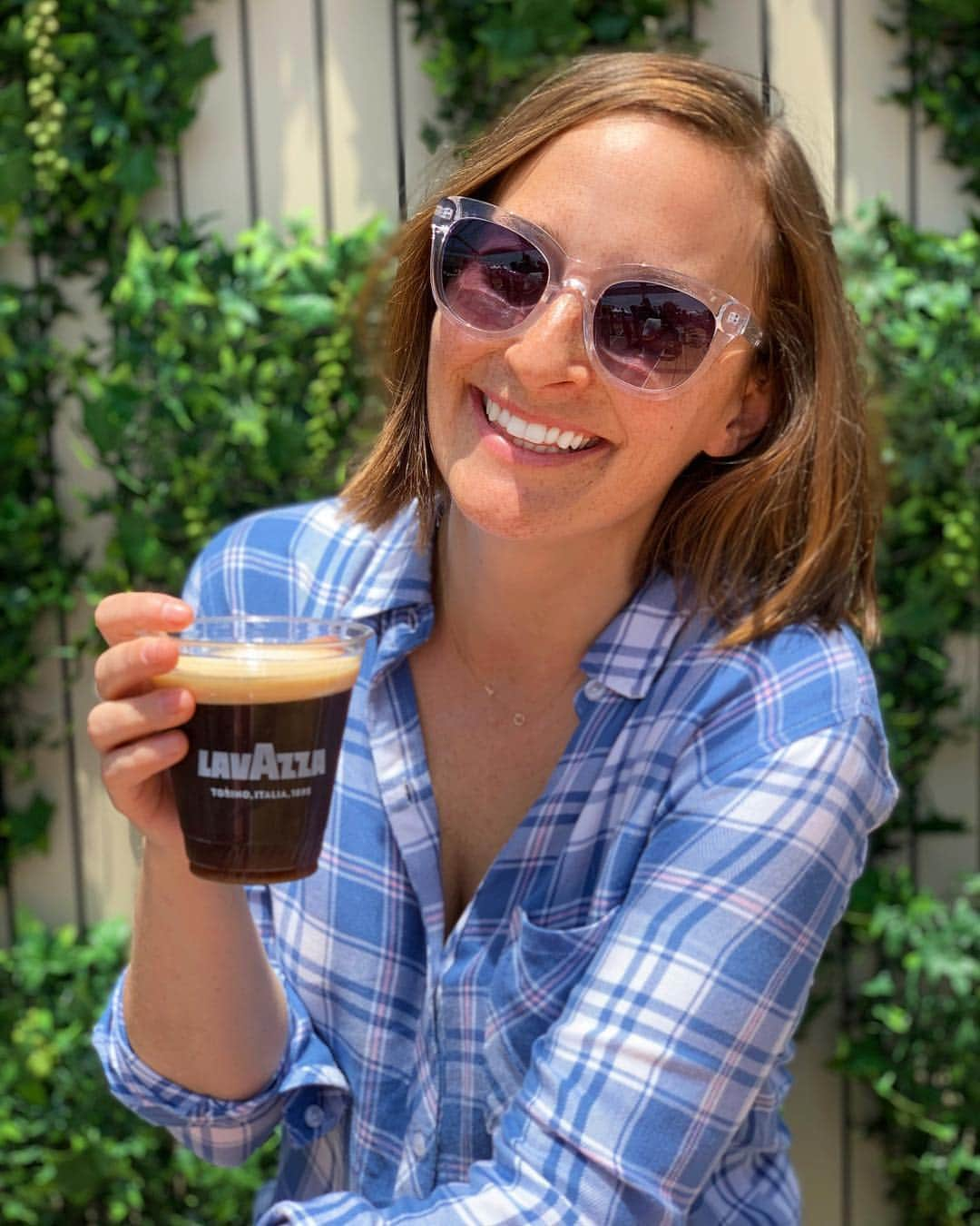 Gaby Dalkinさんのインスタグラム写真 - (Gaby DalkinInstagram)「Right after this pic was taken I went and got myself a majorly loaded Italian sub to compliment the perfect cup of @lavazzausa cold brew! It was as perfect of a day as it gets!! (And yes, I can put down a large loaded spicy Godmother sandwich no questions asked!) #ad」6月24日 0時12分 - whatsgabycookin