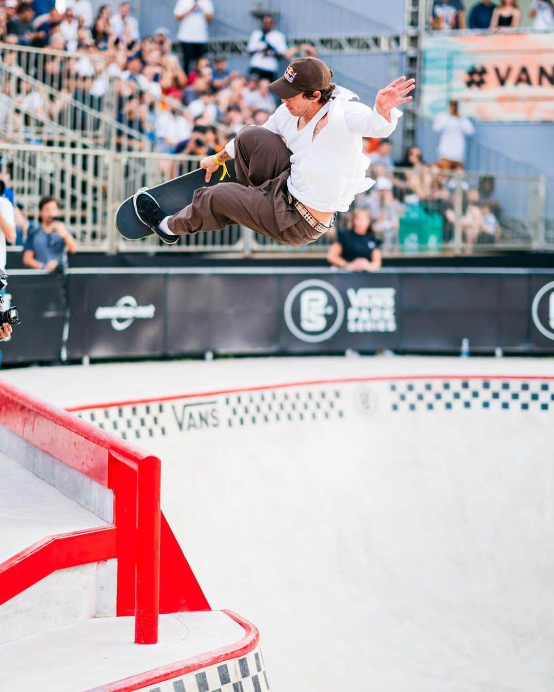 vansさんのインスタグラム写真 - (vansInstagram)「Men's finals are beginning now and we are live from @VansParkSeries in São Paulo, Brazil. Watch at vansparkseries.com 📷: @AAcostaa」6月24日 0時30分 - vans