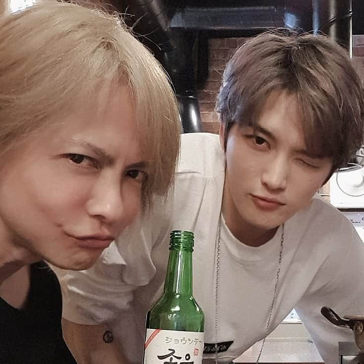 キム・ジェジュンさんのインスタグラム写真 - (キム・ジェジュンInstagram)「Hyde&JJ 美味しいご飯時美味しいお話しですごく幸せでした😄😊😍😋🙂🤗🥰🤩😆 ㄷ ㄷ ㄷ ㄷ ㄷ ㄷ ㄷ ㄷ ㄷ ㄷ ㄷ ㄷ ㄷ ㄷ ㄷ ㄷ ㄷ ㄷ ㄷ ㄷ ㄷ 핡 내안에 살아있는 전설 #hyde #jj #j_jun」6月24日 1時15分 - jj_1986_jj