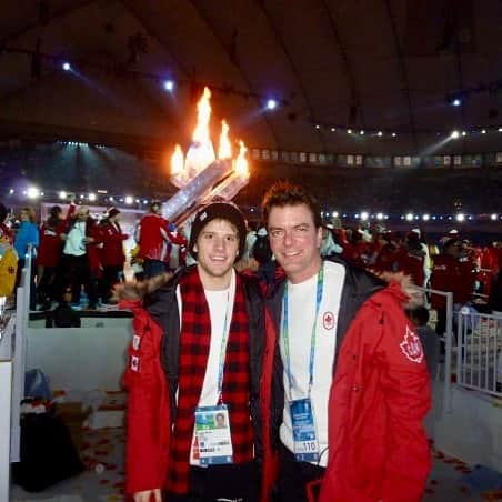 ヴォーン・チピアーのインスタグラム：「Happy #Olympics day!  #WOA #Vancouver2010 #teamcanada #throwback #iwasyoungonce #stillgotit #auraskates #olympics #olympians」