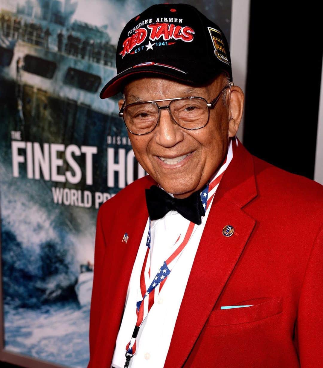 ABC Newsさんのインスタグラム写真 - (ABC NewsInstagram)「World War II pilot Robert Friend, one of the last original members of the famed all-black Tuskegee Airmen, has died at age 99. Friend's daughter, Karen Friend Crumlich, said her father died Friday at a Southern California hospital. Friend flew 142 combat missions during WWII as part of the elite group of fighter pilots trained at Alabama's Tuskegee Institute. Friend's 28-year Air Force career included service in the Korean and Vietnam wars. He worked on space launch vehicles and served as foreign technology program director before retiring as a lieutenant colonel and forming his own aerospace company. (Kevin Winter/Getty Images)」6月24日 12時00分 - abcnews