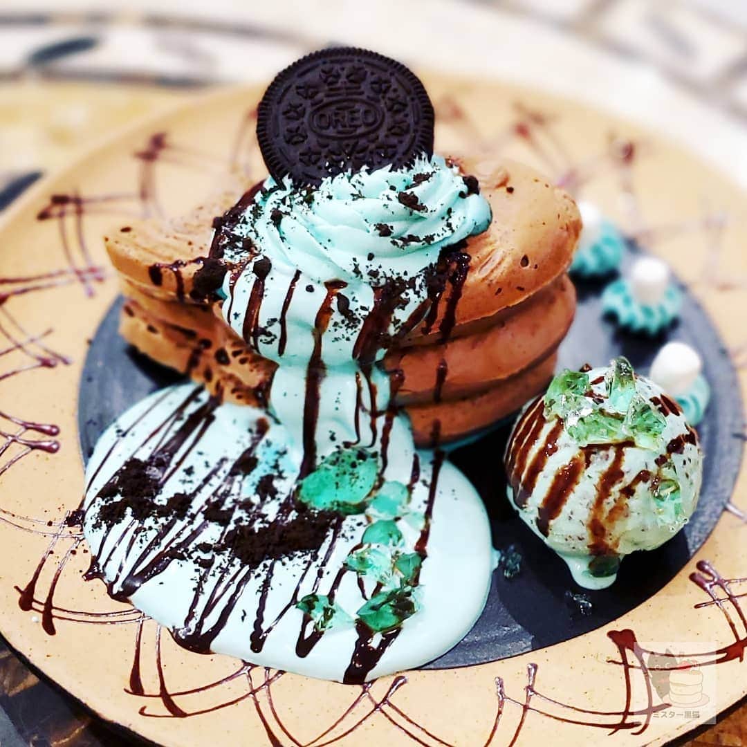 ミスター黒猫（黒猫仙人）のグルメインスタ