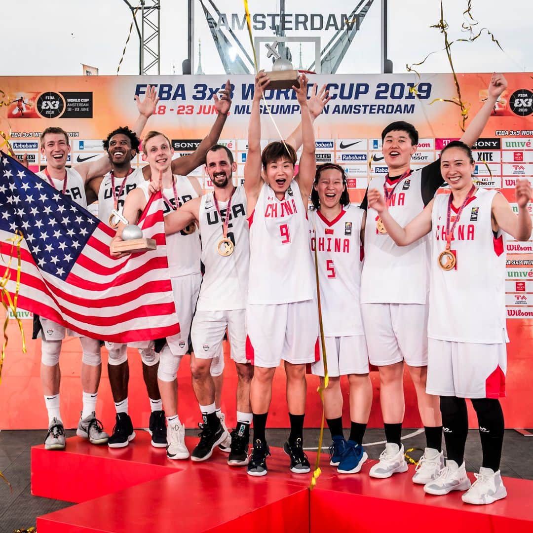 FIBAさんのインスタグラム写真 - (FIBAInstagram)「🎉🎉 USA🇺🇸 & China 🇨🇳 win @FIBA3x3 World Cup 2019 #3x3WC 🎉🎉」6月24日 4時00分 - fiba