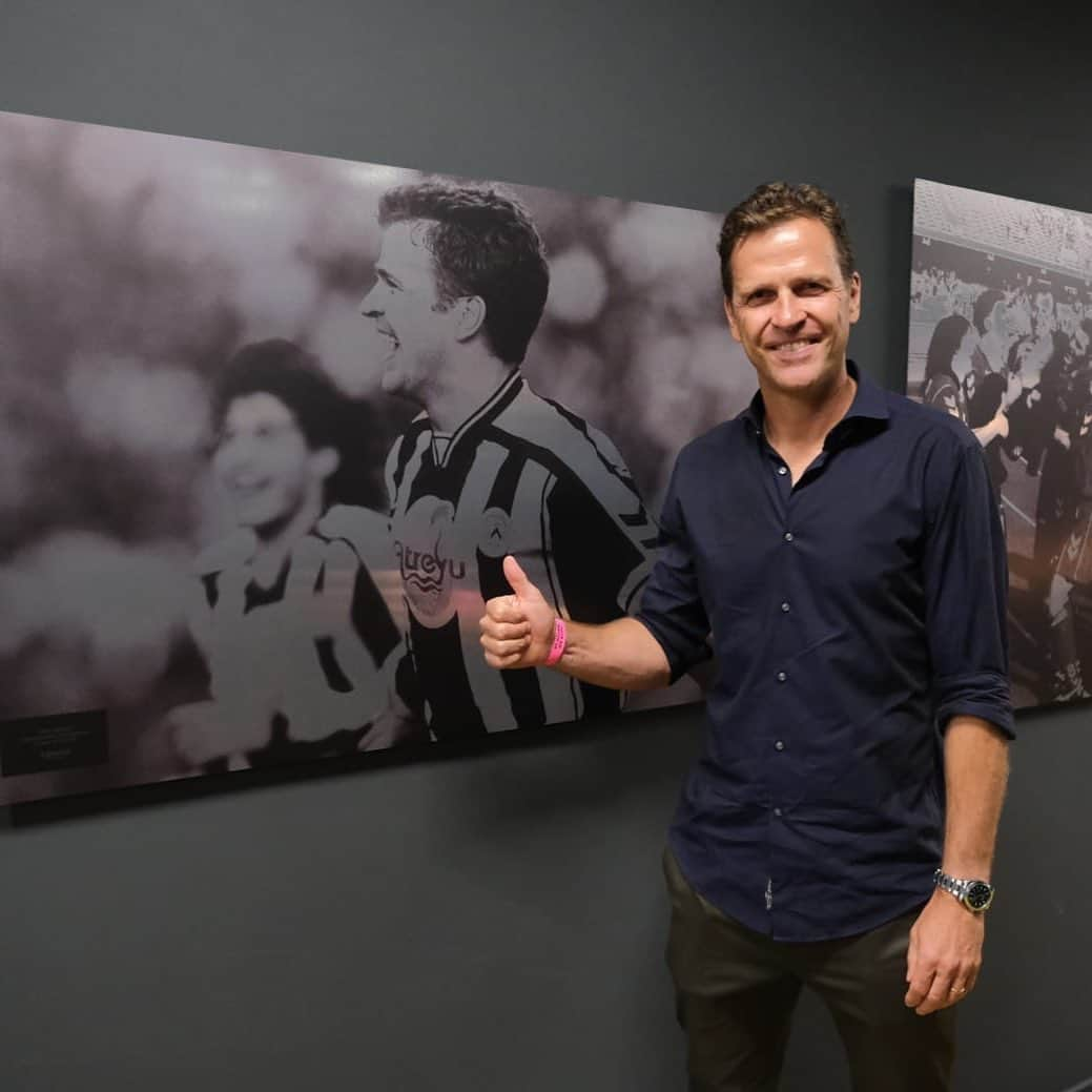 ウディネーゼ・カルチョさんのインスタグラム写真 - (ウディネーゼ・カルチョInstagram)「Oliver #Bierhoff incontra... Oliver Bierhoff 😃🤩🤣 Bentornato a casa bomber! ⚽️🇩🇪🏳️🏴 #21yearschallenge」6月24日 4時56分 - udinesecalcio