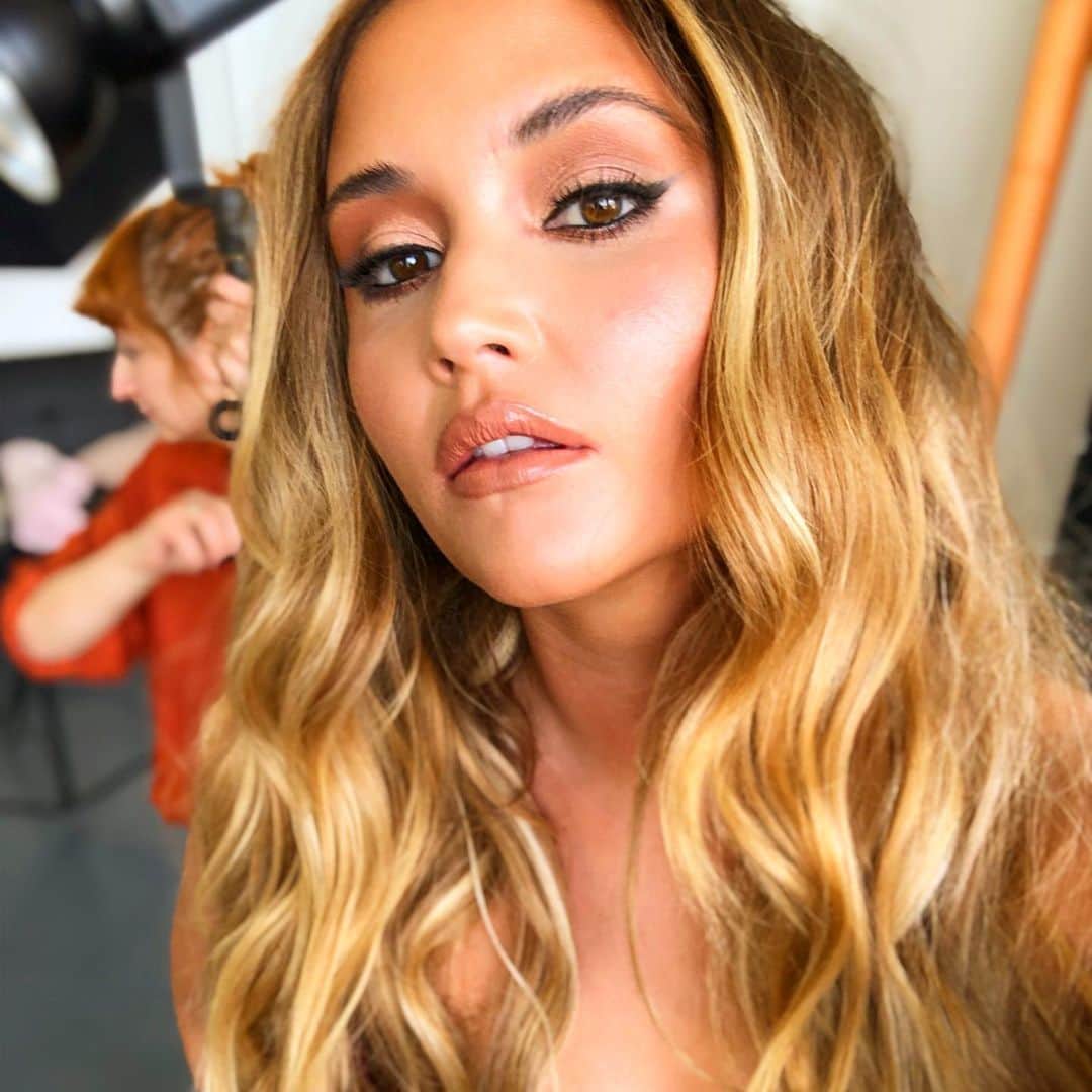 ジャクリーン・ジョッサさんのインスタグラム写真 - (ジャクリーン・ジョッサInstagram)「👁👁」6月24日 5時23分 - jacjossa