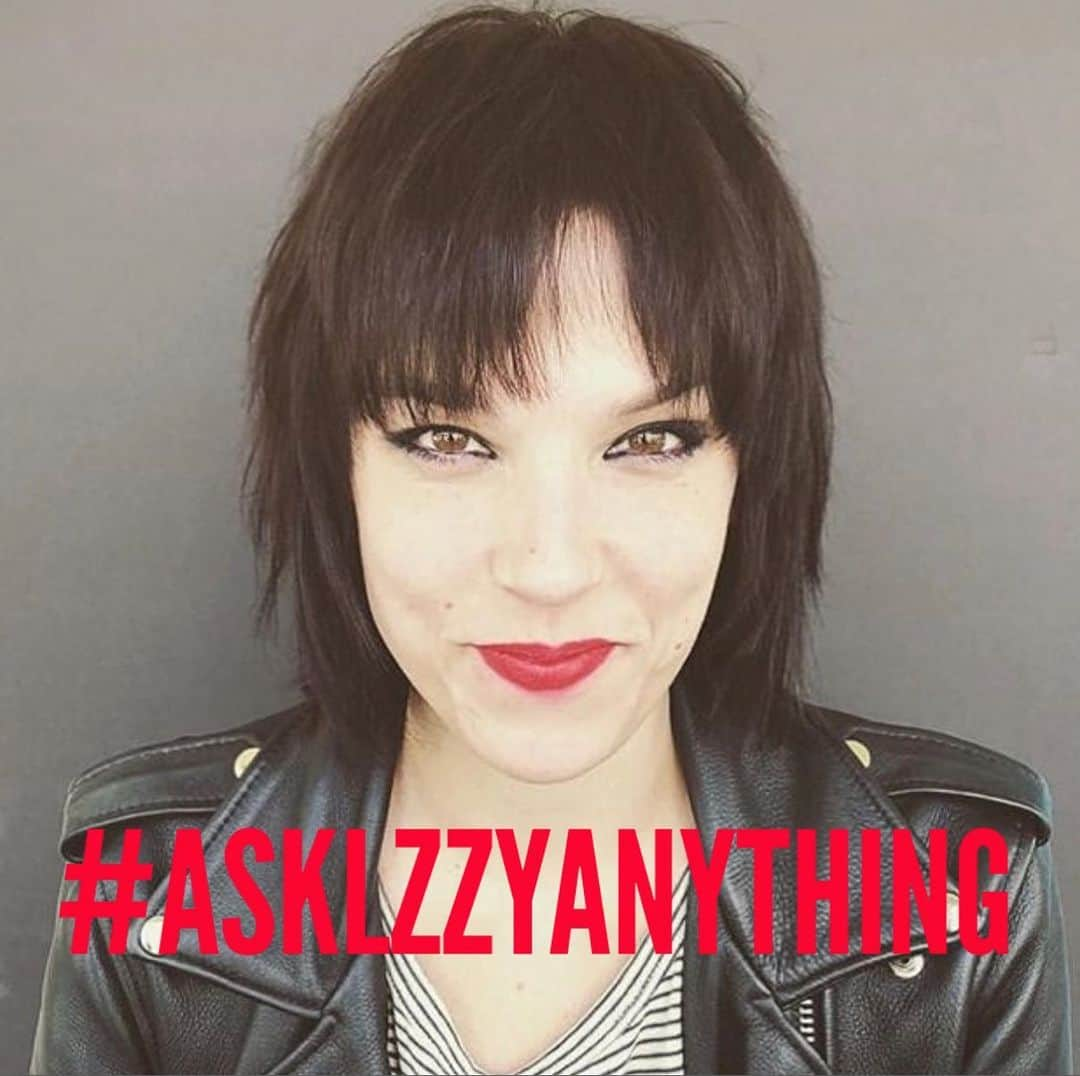 ジー・ヘイルさんのインスタグラム写真 - (ジー・ヘイルInstagram)「Hey guys! This is usually a Twitter thing I do... but I thought I’d try this on insta. You can either Hashtag #asklzzyanything in your own post ( I follow the hash and I’ll see you) or you can leave a public question below. I’ll answer as many as I can!」6月24日 5時24分 - officiallzzyhale