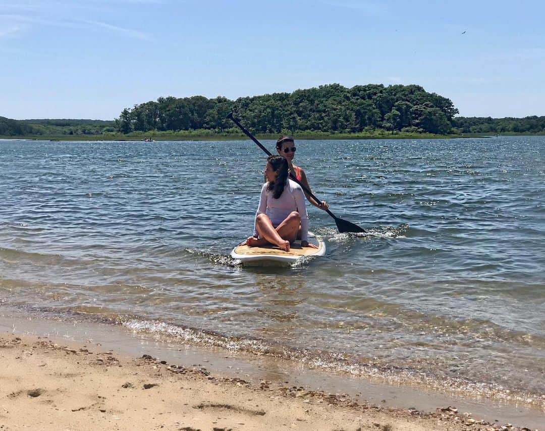 リア・ミシェルさんのインスタグラム写真 - (リア・ミシェルInstagram)「It’s officially summer in the Hamptons! ☀️🌊」6月24日 5時42分 - leamichele