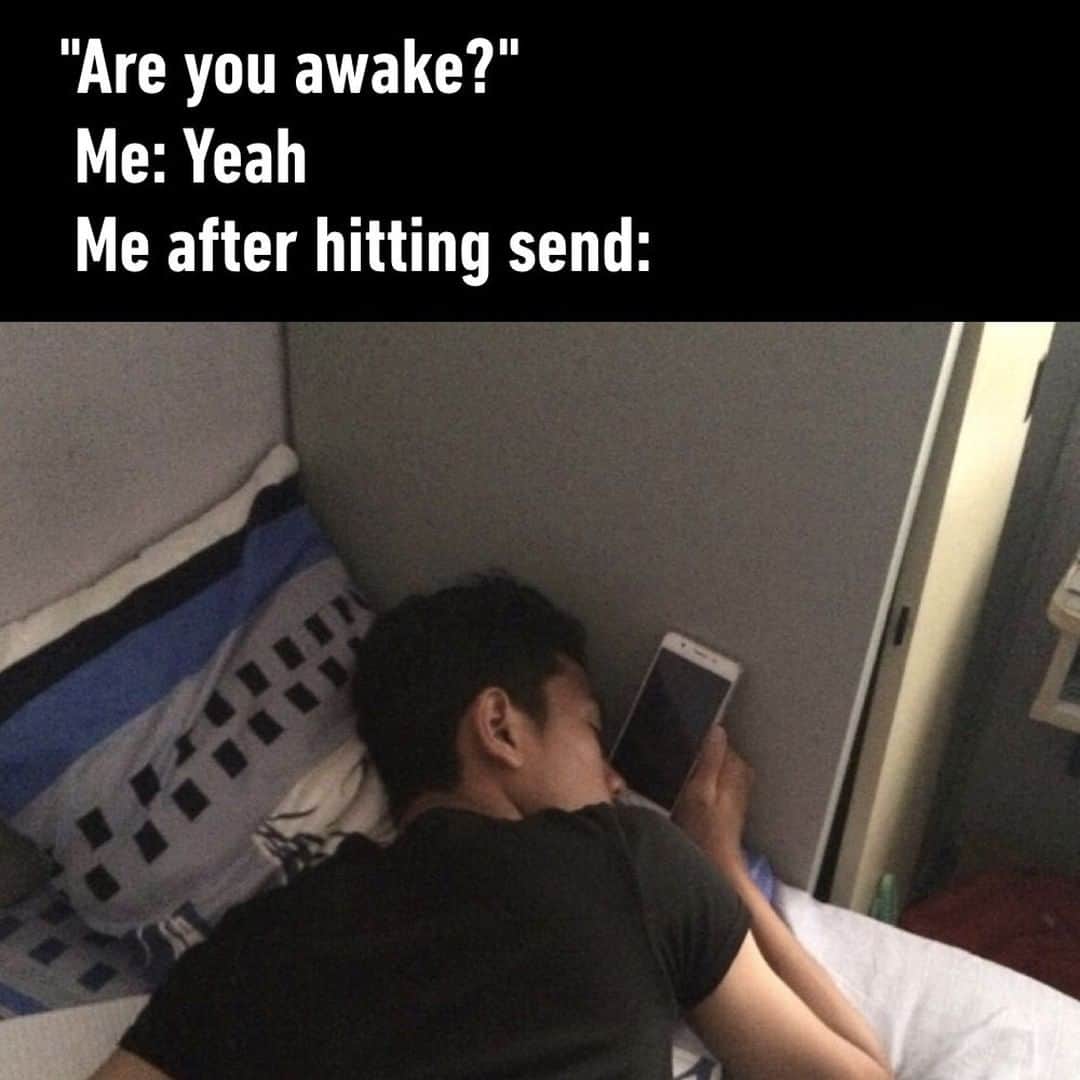 9GAGさんのインスタグラム写真 - (9GAGInstagram)「I mean, what do you expect? It's 4am Sharon!⠀ By reemanyalh | TW⠀ -⠀ #sleep #texting」6月24日 6時00分 - 9gag