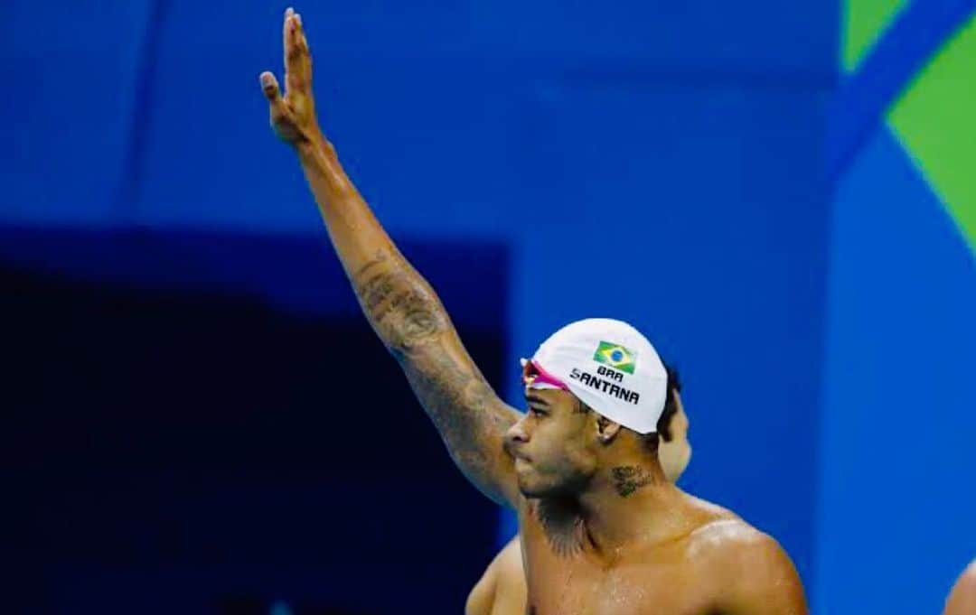 マテウス・サンタナのインスタグラム：「When dreams come true... #OlympicDay  Happy Olympic day to all the Olympians around the world! 🇧🇷🤙🏽」