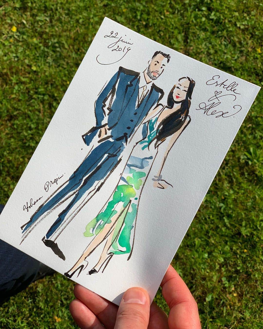 DOMINIQUE ANSEL BAKERYさんのインスタグラム写真 - (DOMINIQUE ANSEL BAKERYInstagram)「Got dressed up to celebrate our friends @adills1 and @estellelondon13 tie the knot. And they sent us back with a little souvenir.」6月24日 6時46分 - dominiqueansel