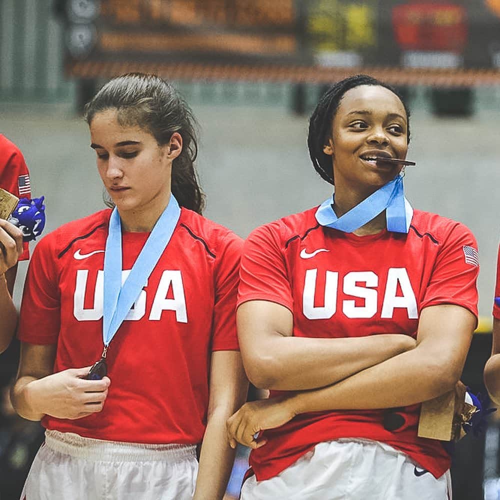 USA Basketballさんのインスタグラム写真 - (USA BasketballInstagram)「The USA Women’s U16 National Team DOMINATED the field in Chile at #FIBAU16Americas & took the gold medal with a 87-37 win over Canada 👊」6月24日 7時08分 - usabasketball