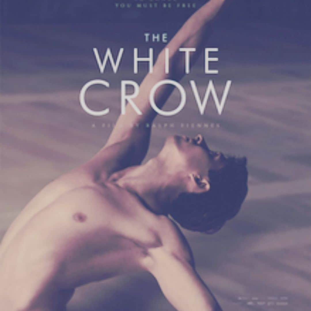 倉永美沙さんのインスタグラム写真 - (倉永美沙Instagram)「The white crow to start my life in SF💥  So many thoughts... about life. Inspiring day 1🌟 ヌレエフの半生を描いた映画。サンフランシスコでの生活の始まりにぴったりの映画🎬 #ballet #ballerina #ballerinalife #happy #happiness #dance #art #幸せ #バレエ #バレリーナ #rehearsal #travellife #work #nureyev」6月24日 7時23分 - misakuranaga